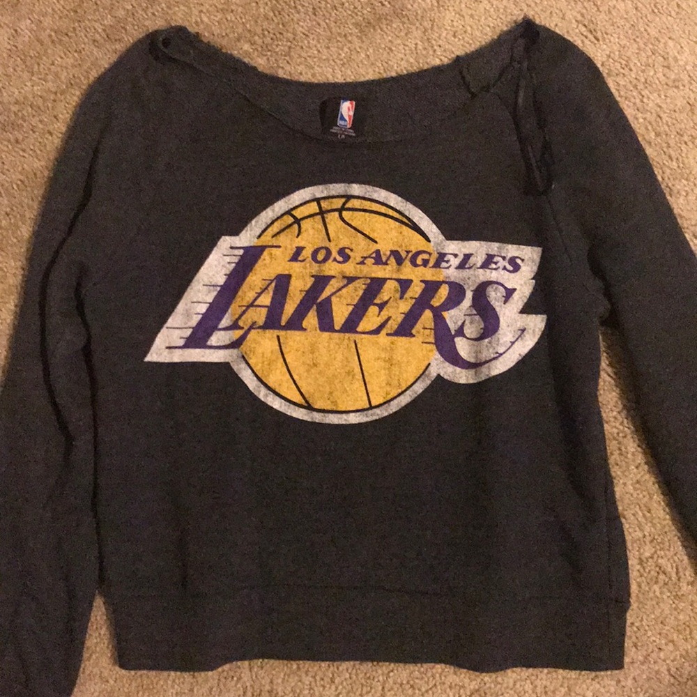 Sweater off the shoulder Lakers in good condition